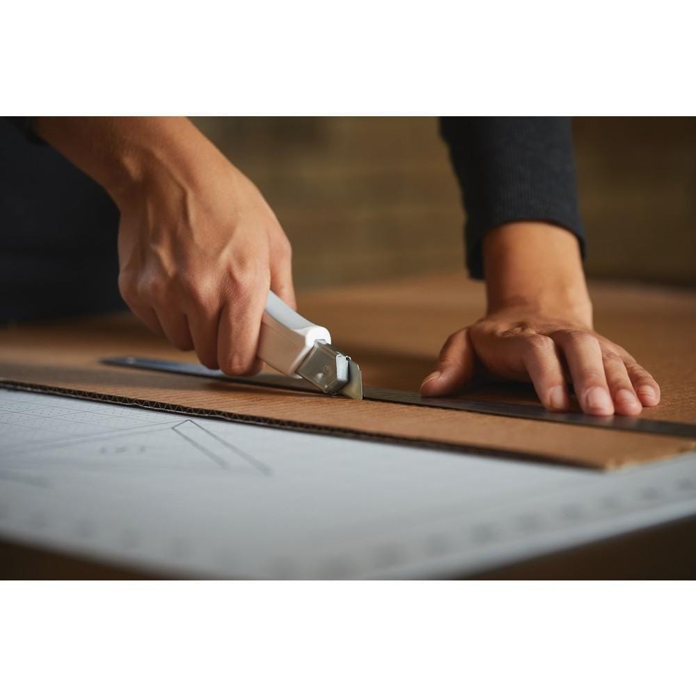 144720-1004 Snap-off Utility Knife 18mm_IU1_HR 144720 1004 Snap off Utility Knife 18mm IU1 HR