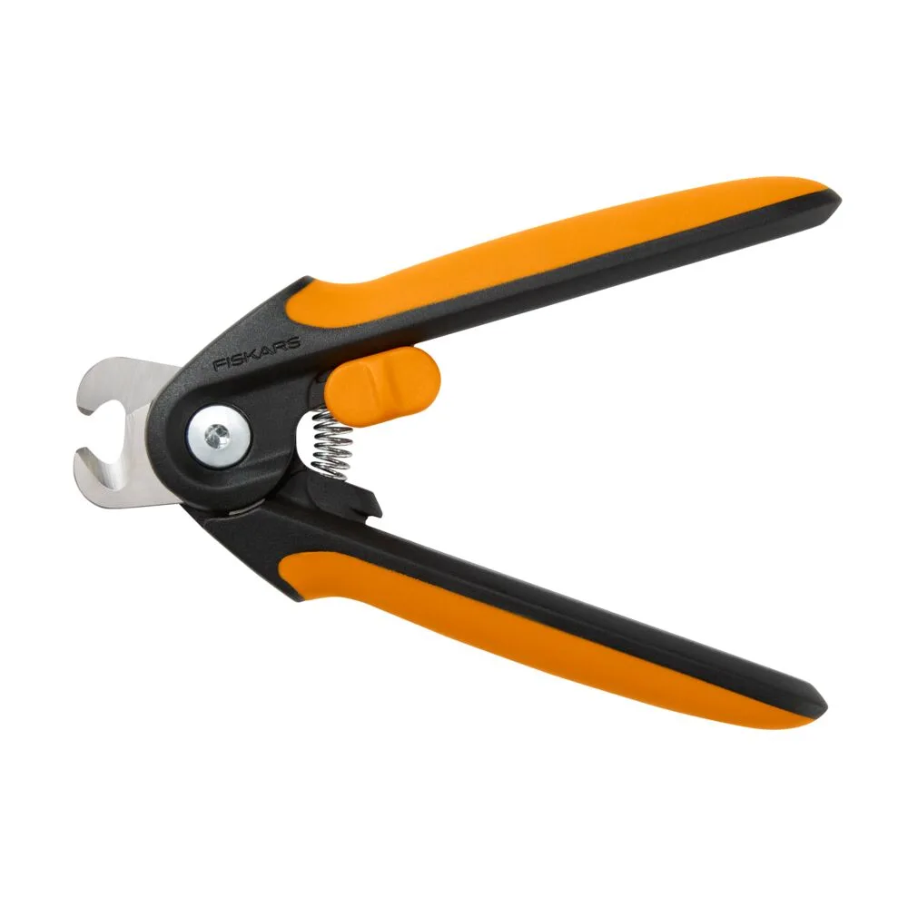 Square Medium 364710 Fiskars Pet Care Nail Clippers Open